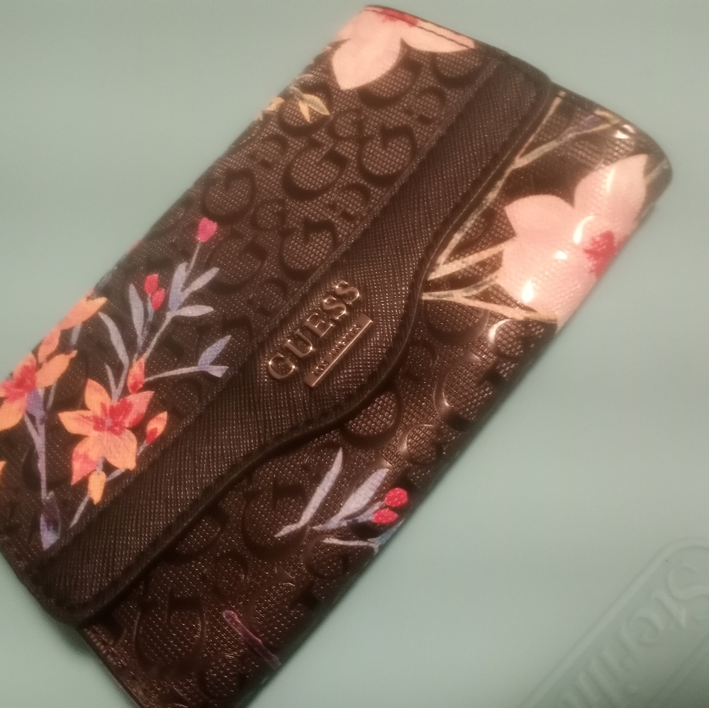 Wallet - Picture 2 of 8